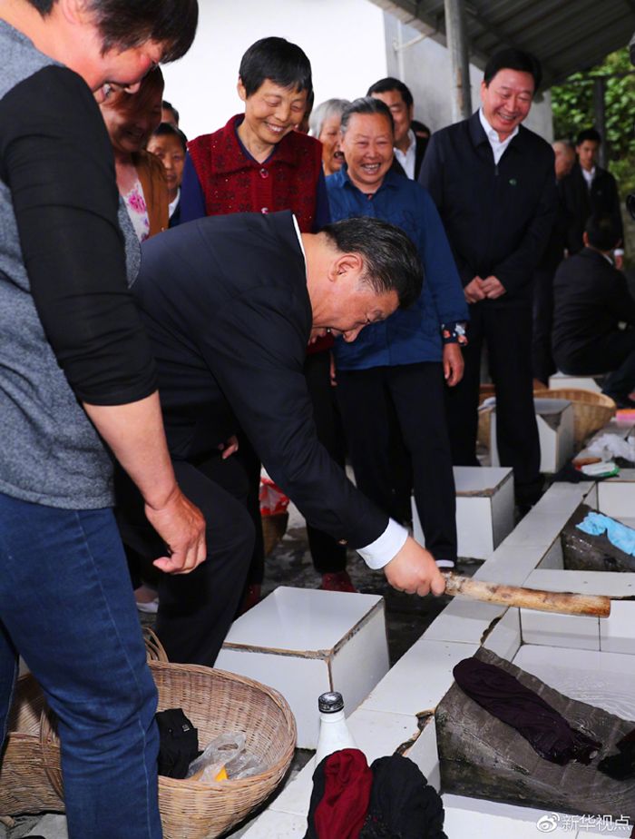 习近平考察三峡工程：大国重器必须掌握在我们自己手里